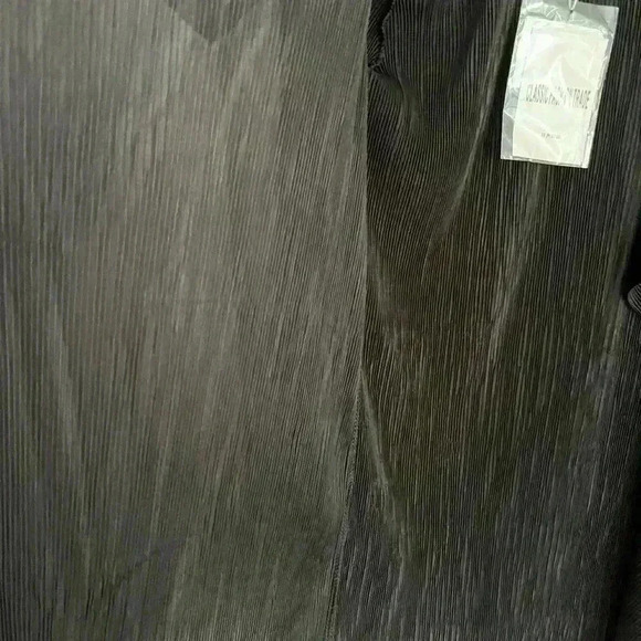 Women’s BNWT Classic Fashion Trade Black Top - Picture 5 of 7